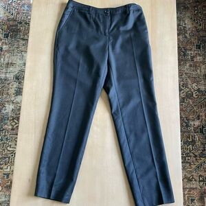 Burberry Women’s Wool Tailored Trousers – Style 3888990 – Made in Italy